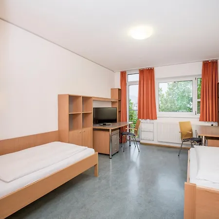 Kolpinghaus - Sommerhostel Vandrerhjem