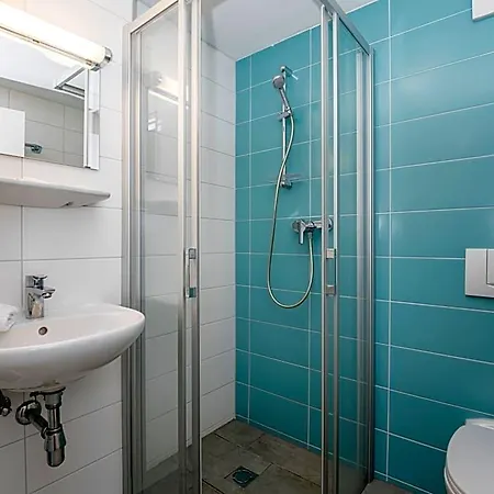אכסניה Kolpinghaus - Sommerhostel