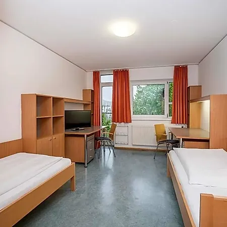 Kolpinghaus - Sommerhostel