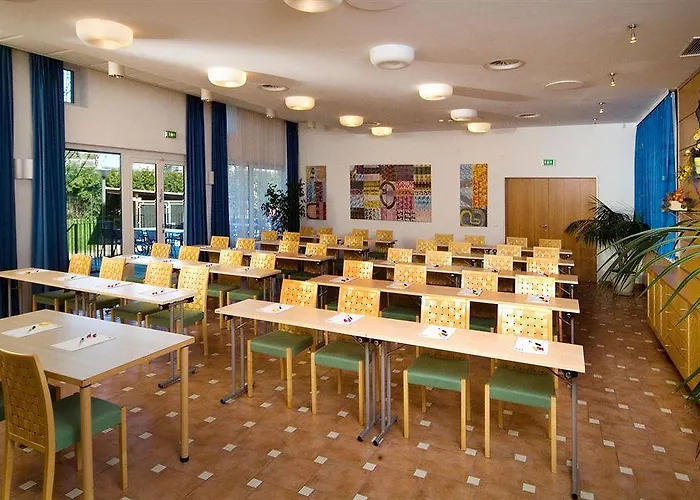 Hostel Kolpinghaus - Sommerhostel Solnohrad