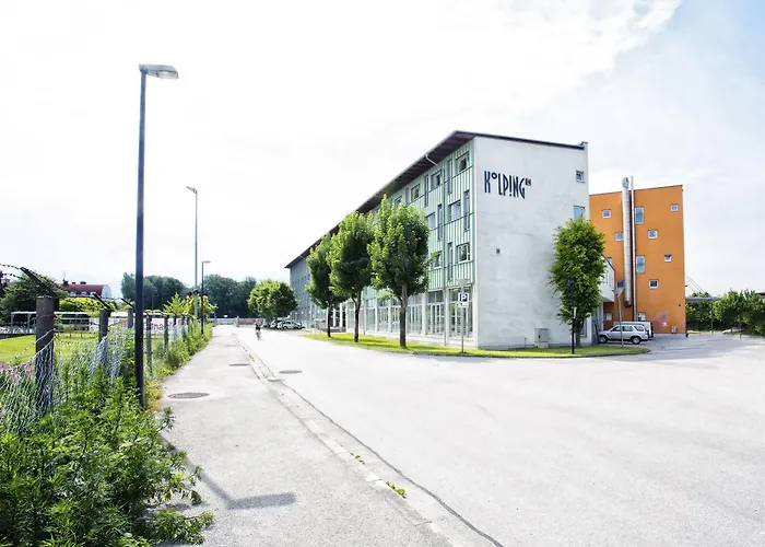 Kolpinghaus - Sommerhostel *